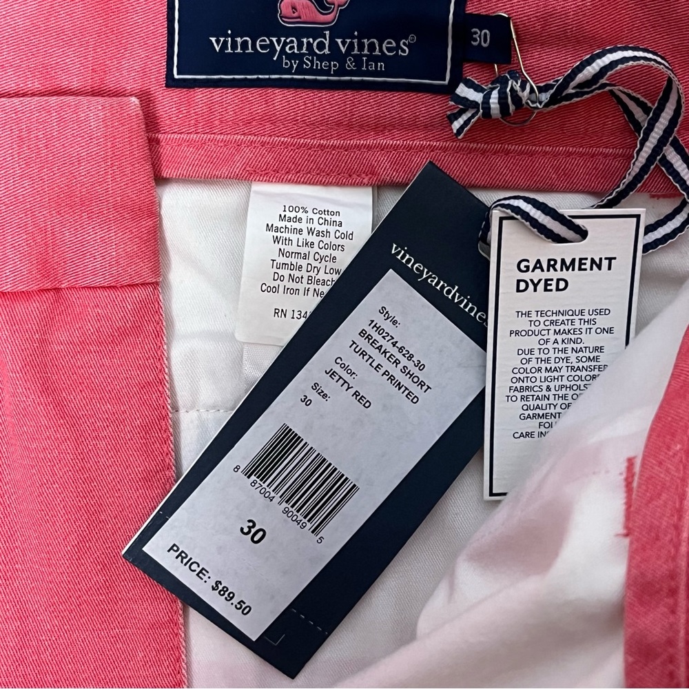 Vineyard Vines 9 Inch Breaker Shorts - Jetty Red Turtle Print - Picture 5 of 7
